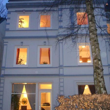 Alster City Garden Villa Hamburg Exterior photo